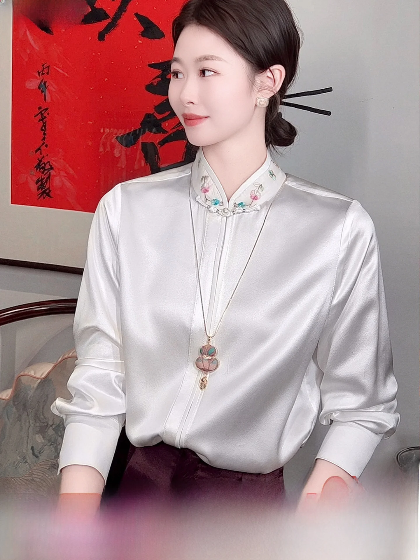 White Non-Lightweight! Heavyweight 35 Momme Silk Silk Shirt Women Long Sleeve Small Stand Collar Inner Wear Top Earl...
White Non-Lightweight! Heavyweight 35 Momme Silk Silk Shirt Women Long Sleeve Small Stand Collar Inner Wear Top Earl...