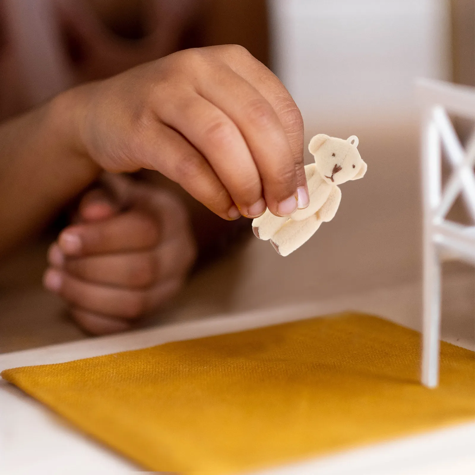 6Pcs Tiny Bear Keychains Adorable Mini Bears for Keychains Bags Mobile Devices Poseable Joints Mix Match Outfits Infant Safe
6Pcs Tiny Bear Keychains Adorable Mini Bears for Keychains Bags Mobile Devices Poseable Joints Mix Match Outfits Infant Safe