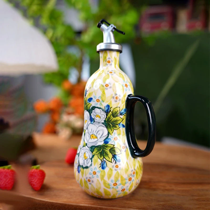 Ceramic Environmental Protection Olive Oil Bottle Heat-resistant Seasoning Vinegar Drainage Bottle Bottle Oil Kitchen Tool
Ceramic Environmental Protection Olive Oil Bottle Heat-resistant Seasoning Vinegar Drainage Bottle Bottle Oil Kitchen Tool