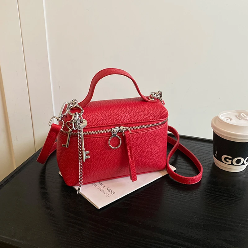2025 Trendy Mini Square Bags for Women Solid Color PU Leather Lady Commuter Crossbody Bag Female Casual Box Handbags
2025 Trendy Mini Square Bags for Women Solid Color PU Leather Lady Commuter Crossbody Bag Female Casual Box Handbags