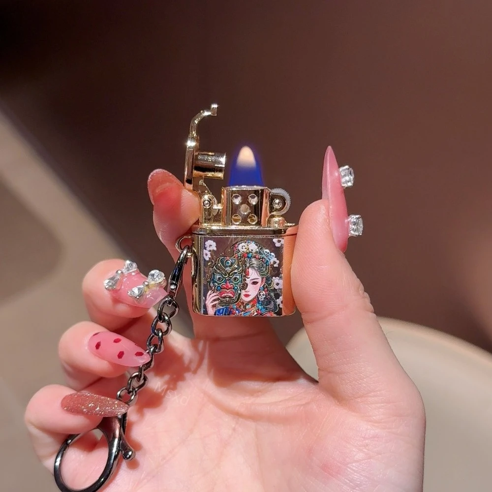 Cute Mini Oil Lighter for Ladies Creative Keychain Pendant Style Flint Grinding Wheel Lighters Smoking Women Men's Small Gift
Cute Mini Oil Lighter for Ladies Creative Keychain Pendant Style Flint Grinding Wheel Lighters Smoking Women Men's Small Gift