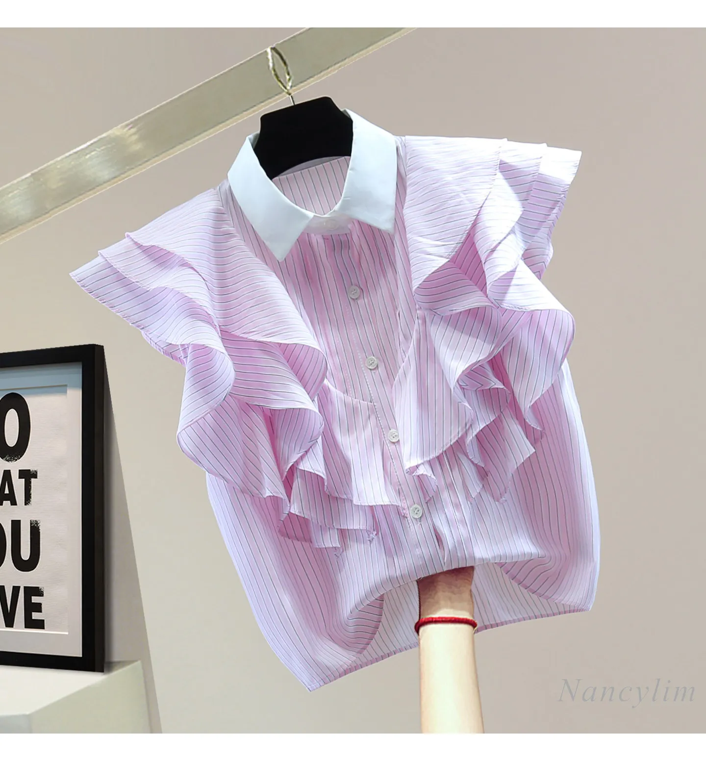 Stripes Color Matching Straight Shirt, Women 2026 Summer Loose Slimming Look Heavy Industry Ruffles Patchwork Sleeveless Blouse
Stripes Color Matching Straight Shirt, Women 2026 Summer Loose Slimming Look Heavy Industry Ruffles Patchwork Sleeveless Blouse