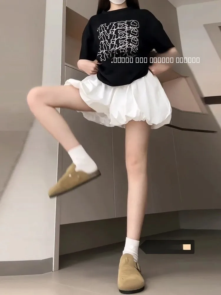 Белые женские зимние тонкие новые повседневные пышные брюки-юбка с высокой талией, А-силуэт, широкие штанины, фасон «фонарик»
Белые женские зимние тонкие новые повседневные пышные брюки-юбка с высокой талией, А-силуэт, широкие штанины, фасон «фонарик»