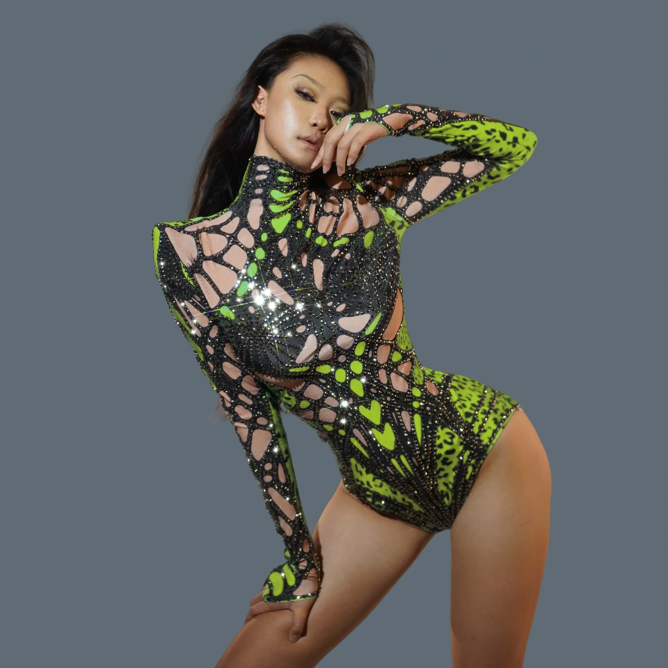 Dance outfit Rhinestone Shorts Party Club Show gig Costume Luxury Crystals Bodysuit Black Girls Club Hot Wear
Dance outfit Rhinestone Shorts Party Club Show gig Costume Luxury Crystals Bodysuit Black Girls Club Hot Wear