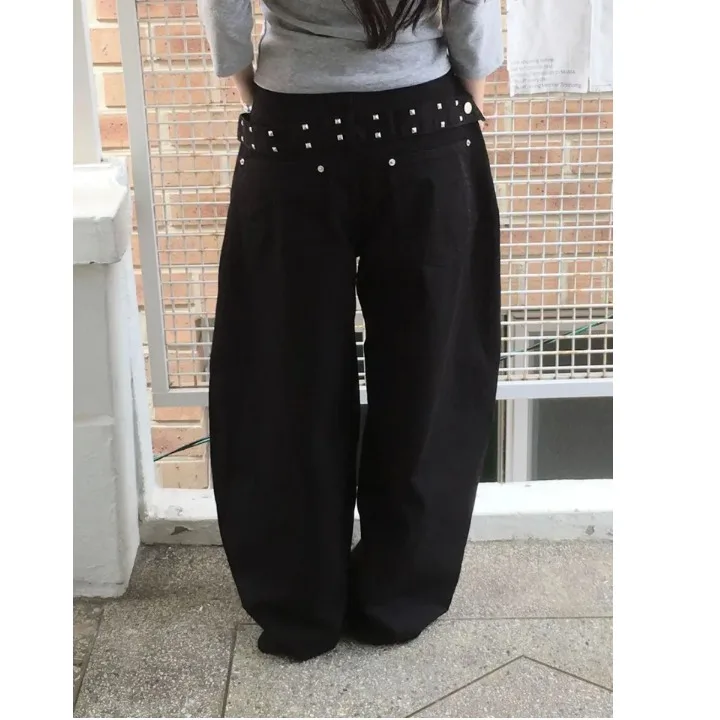 Retro Rivet Wide Leg Loose Jeans High Waist Casual Style Asymmetric Long Pants Standard Fit Four Seasons Cotton Denim
Retro Rivet Wide Leg Loose Jeans High Waist Casual Style Asymmetric Long Pants Standard Fit Four Seasons Cotton Denim