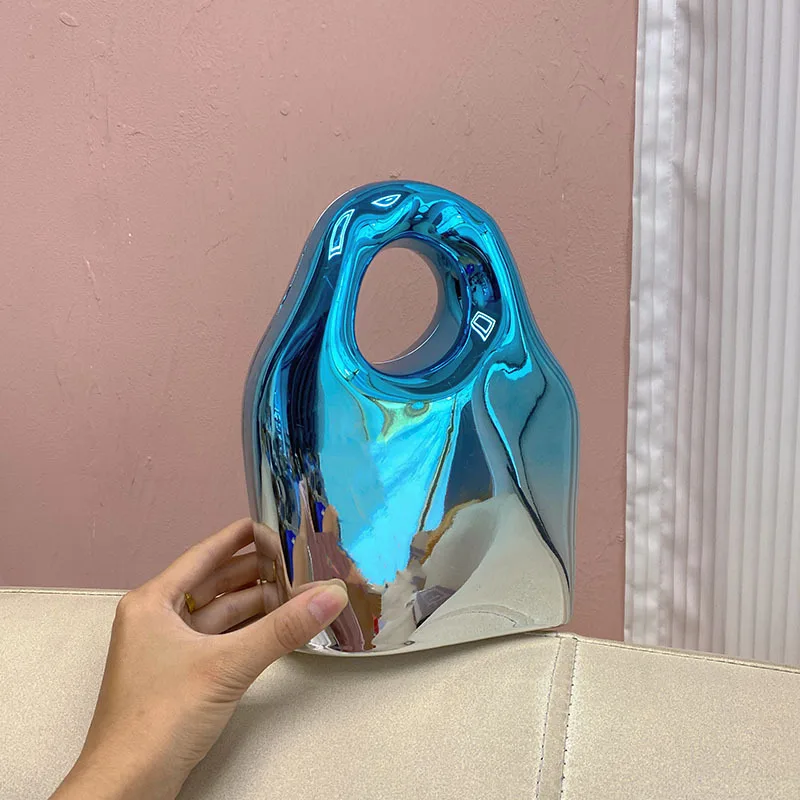 SimpleFashionable Acrylic Box Handbag NicheDesign Irregular High-End Feel EuropeanAndAmerican Style Women's Evening Bag
SimpleFashionable Acrylic Box Handbag NicheDesign Irregular High-End Feel EuropeanAndAmerican Style Women's Evening Bag