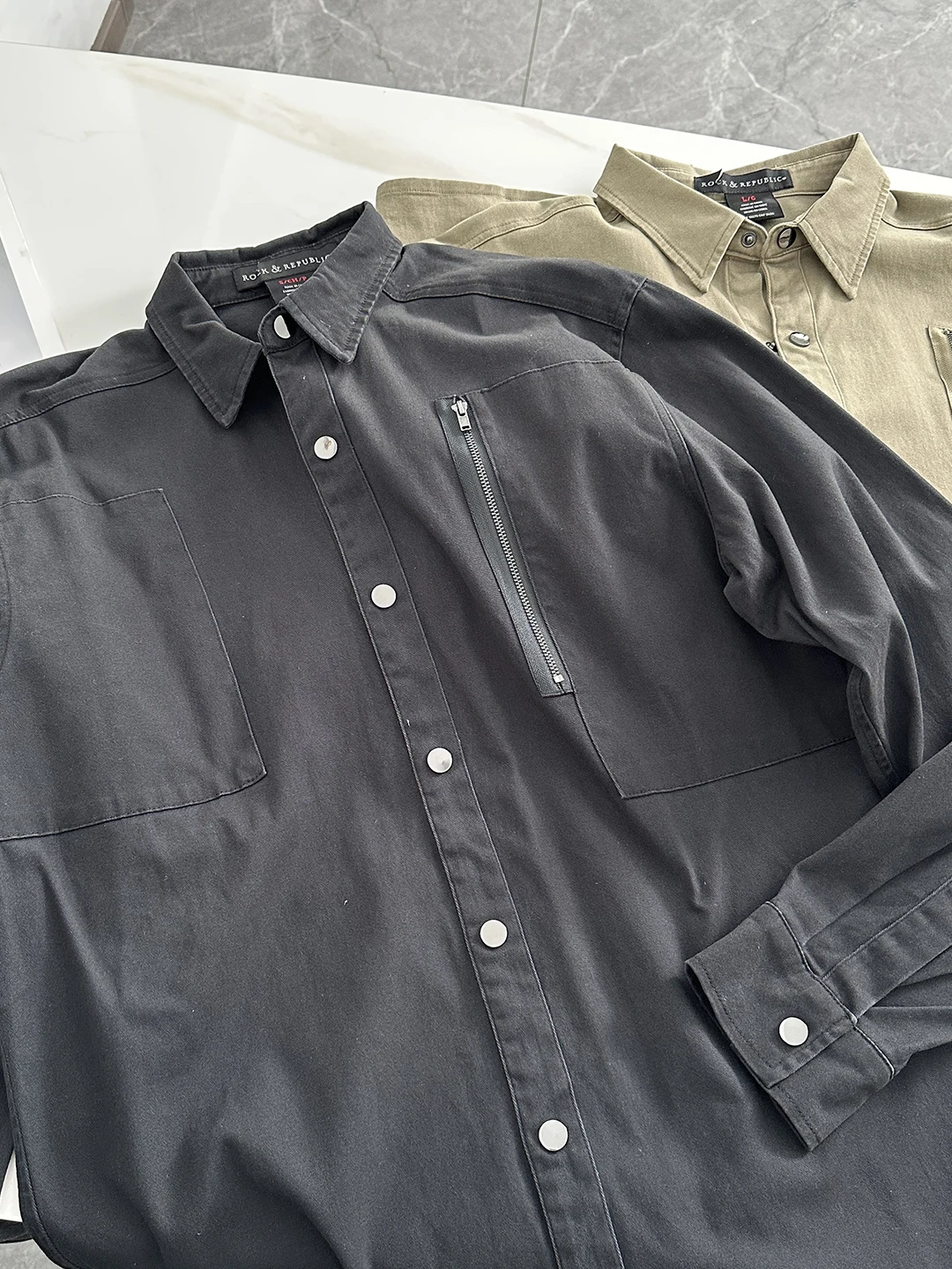 High Quali Cotton Men's Casual Workwear Sle irt Coat Elastic Loose Fit Long Sve Pure Color Breathable Comfortable
High Quali Cotton Men's Casual Workwear Sle irt Coat Elastic Loose Fit Long Sve Pure Color Breathable Comfortable