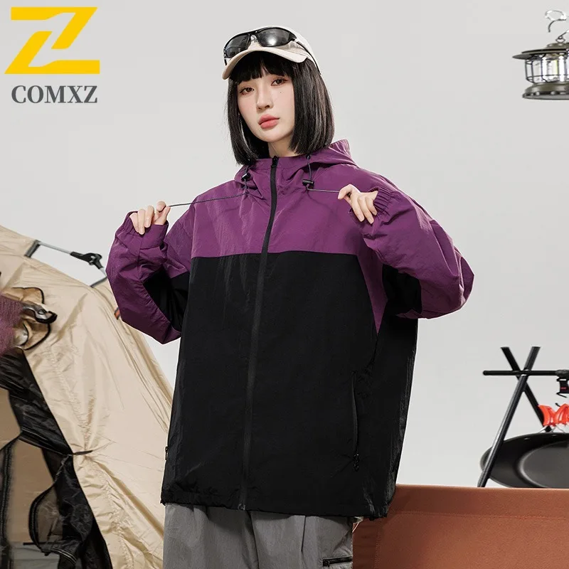 COMXZ 2025 Outdoor Color Block Couple Hooded Work Jacket Waterproof Sport Casual Long Sleeve Windbreaker Unisex Waterproof Coat
COMXZ 2025 Outdoor Color Block Couple Hooded Work Jacket Waterproof Sport Casual Long Sleeve Windbreaker Unisex Waterproof Coat