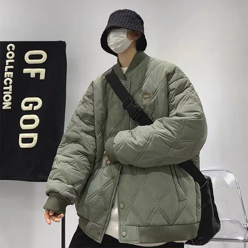 Thiened Large Size Autumn Winter Baseball Jaet Diamond Pattern Men's Retro Hong Kong Sle Warm Cotton Coat Youth Faion
Thiened Large Size Autumn Winter Baseball Jaet Diamond Pattern Men's Retro Hong Kong Sle Warm Cotton Coat Youth Faion