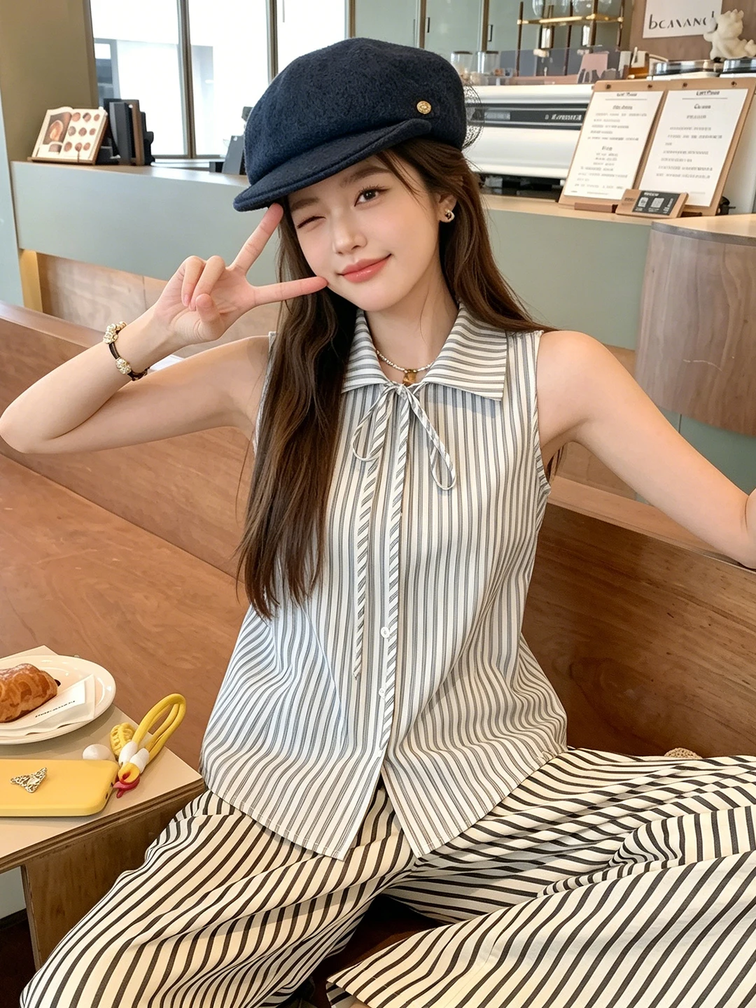 Elegant Stripe Knot Shirt Sleeveless Slimming Vest Design Korean Style Commute Wind Regular Thickness Short Sleeve ...
Elegant Stripe Knot Shirt Sleeveless Slimming Vest Design Korean Style Commute Wind Regular Thickness Short Sleeve ...