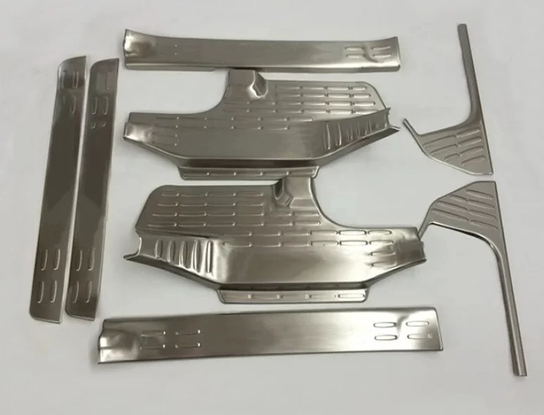 Car Stainless Steel Pedal Door Sill Scuff Plate Exterior Inner Built Threshold Parts for Toyota Highlander 2015 2016 2017 2018
Car Stainless Steel Pedal Door Sill Scuff Plate Exterior Inner Built Threshold Parts for Toyota Highlander 2015 2016 2017 2018