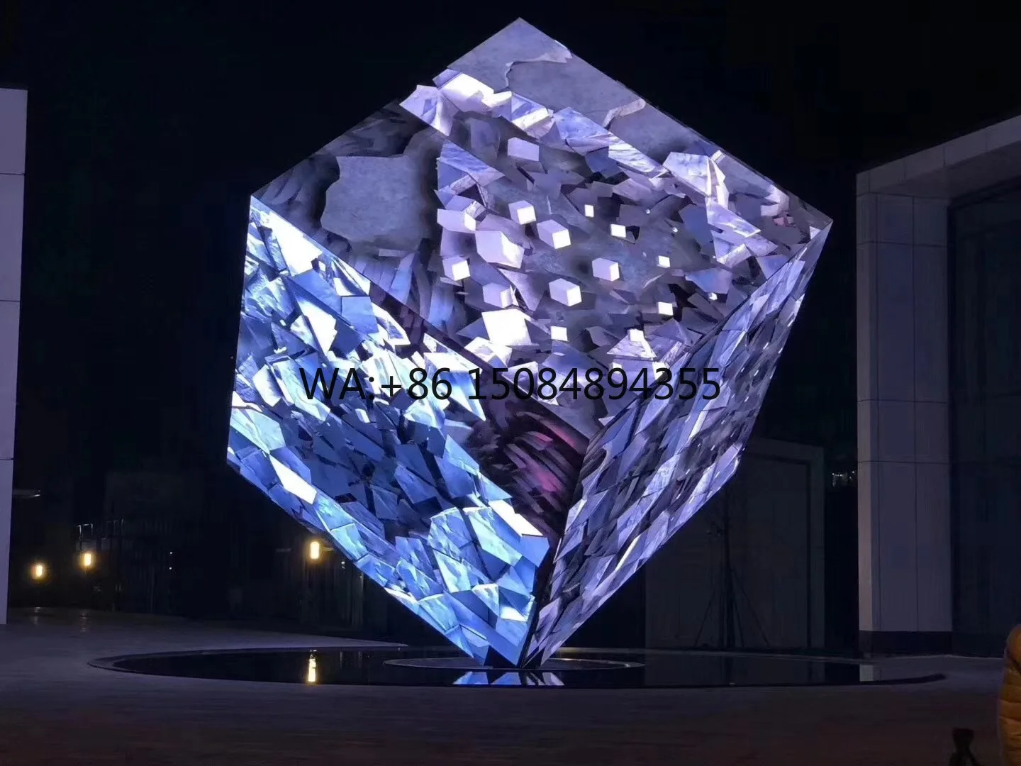 Three-dimensional Signs Outdoor Advertising Led Display P2.5 New Design 6 Side Led Cube Screen
Three-dimensional Signs Outdoor Advertising Led Display P2.5 New Design 6 Side Led Cube Screen