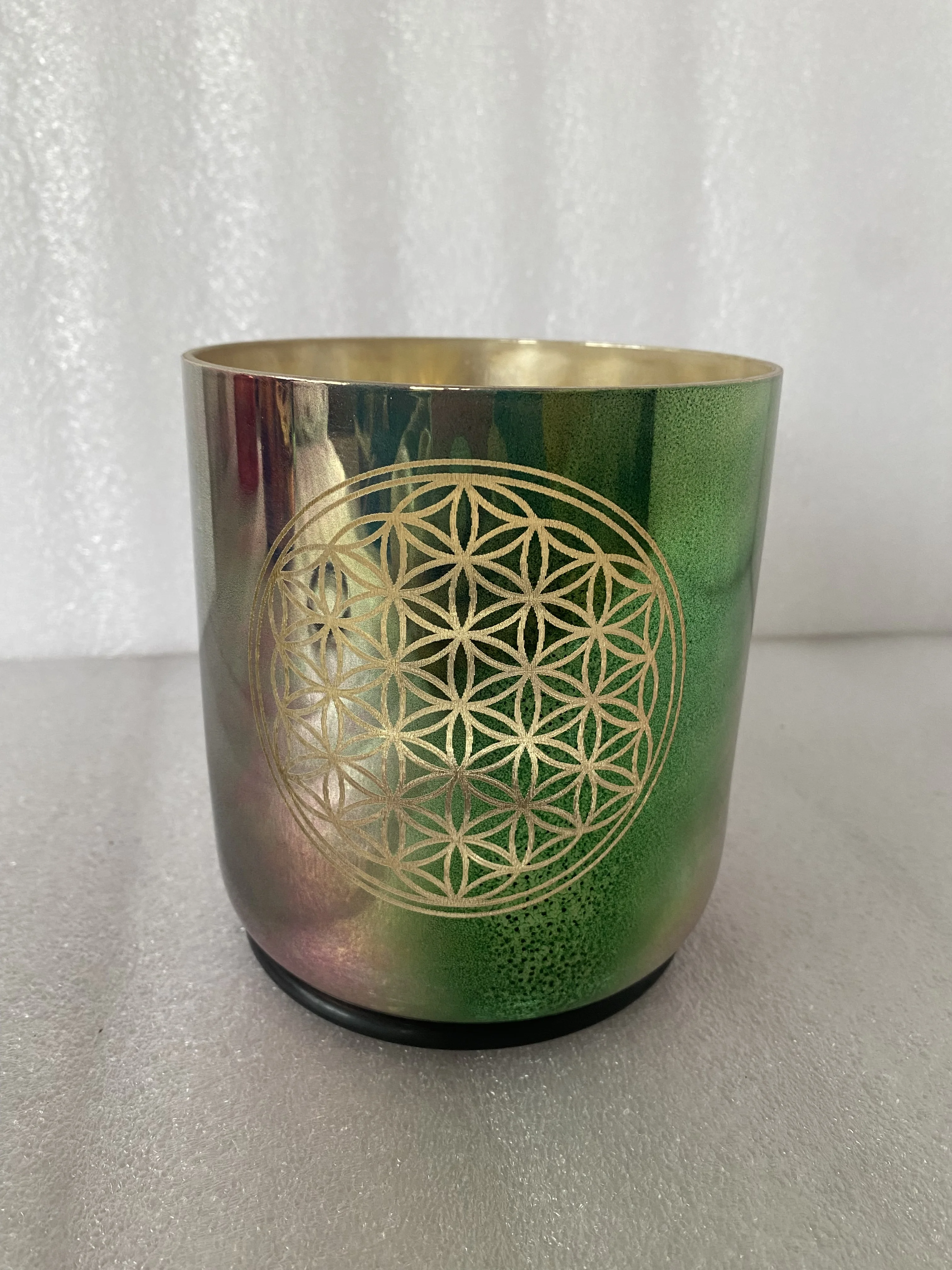 Crystal singing bowl 5th octave C# note 440HZ straight wall flat bottom bowl with alchemy colors
Crystal singing bowl 5th octave C# note 440HZ straight wall flat bottom bowl with alchemy colors