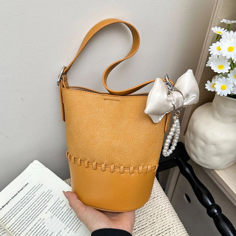 Purple Handbags For Women Luxury Niche Brand Underarm Bucket Vintage Pu Leather Crossbody Small Bag Lady Commute Shoulder Totes
Purple Handbags For Women Luxury Niche Brand Underarm Bucket Vintage Pu Leather Crossbody Small Bag Lady Commute Shoulder Totes
