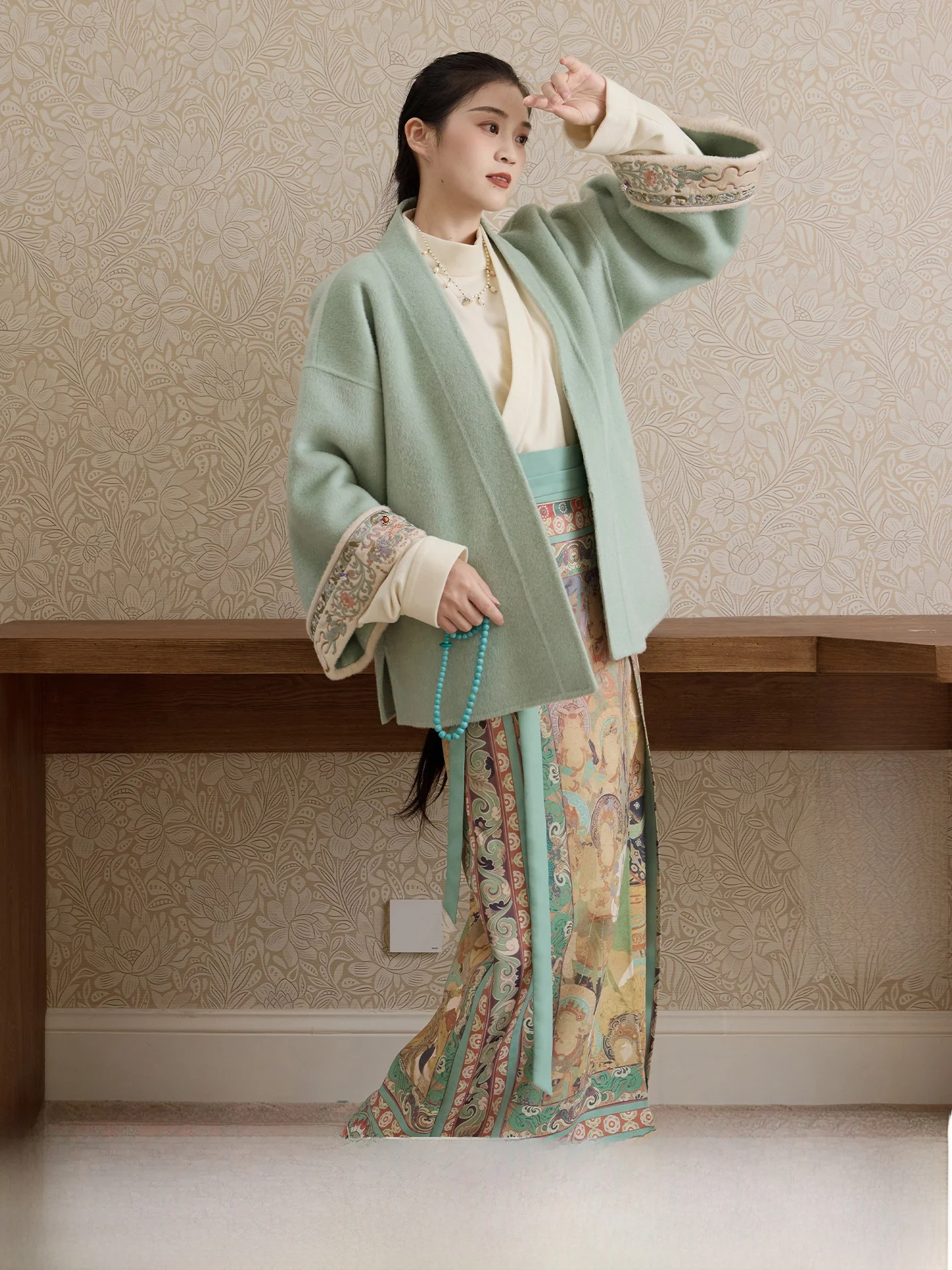 Двустороннее шерстяное пальто для женщин в оригинальном национальном стиле, вдохновленное династией Сун, в стиле ханьфу, для повседневной носки, зимняя мода
Двустороннее шерстяное пальто для женщин в оригинальном национальном стиле, вдохновленное династией Сун, в стиле ханьфу, для повседневной носки, зимняя мода