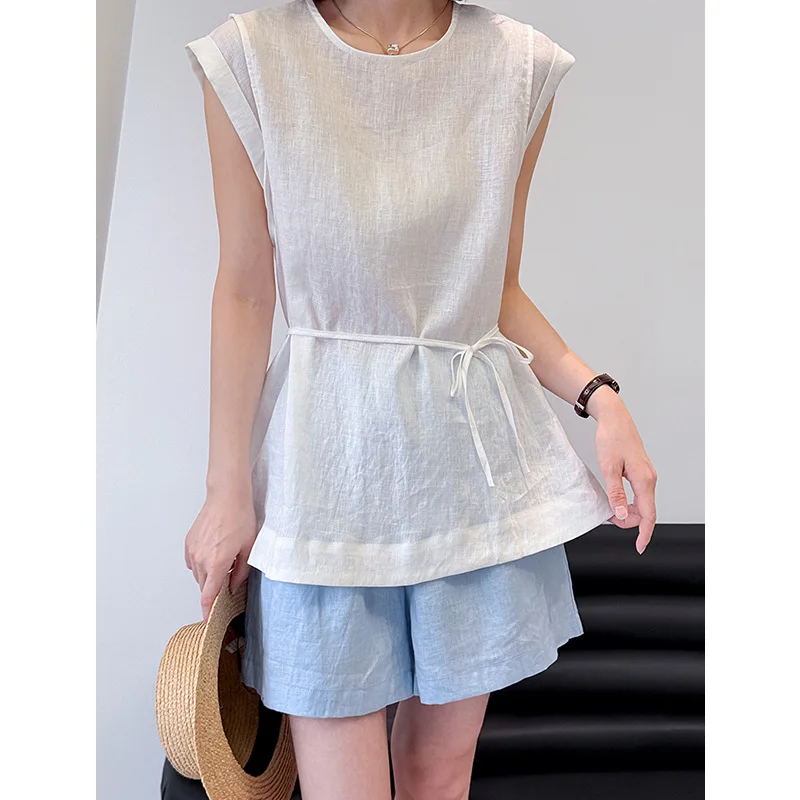 Linen summer women's shirt, waist cinched lace up top, Korean minimalist sleeveless shirt for women, white khaki, 2025 new
Linen summer women's shirt, waist cinched lace up top, Korean minimalist sleeveless shirt for women, white khaki, 2025 new