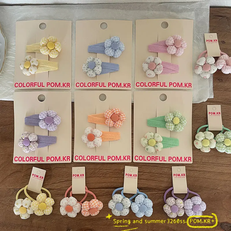 Summer Flower Hair Clips Pair for Toddler Girls Sweet Fabric Bangs Clips with Elastic Hair Bands Non Slip Lightweight Daily
Summer Flower Hair Clips Pair for Toddler Girls Sweet Fabric Bangs Clips with Elastic Hair Bands Non Slip Lightweight Daily
