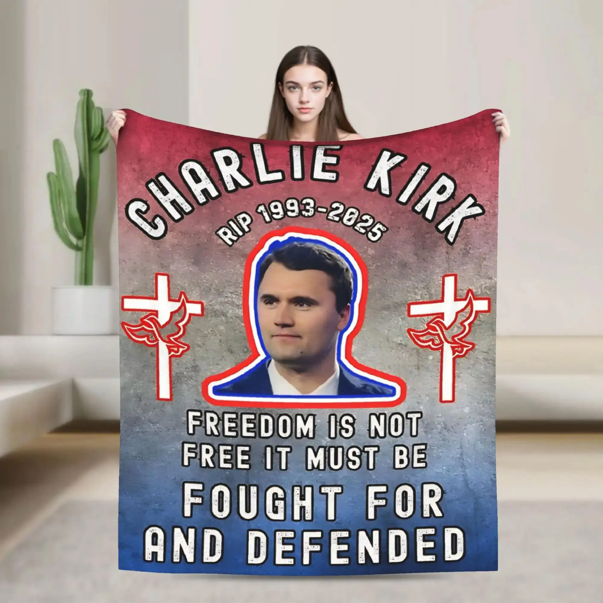 Фланелевое одеяло Charlie Kirk RIP: Мягкое, теплое зимнее постельное белье для мужчин, прочное, для улицы, удобное покрывало для дома или путешествий
Фланелевое одеяло Charlie Kirk RIP: Мягкое, теплое зимнее постельное белье для мужчин, прочное, для улицы, удобное покрывало для дома или путешествий