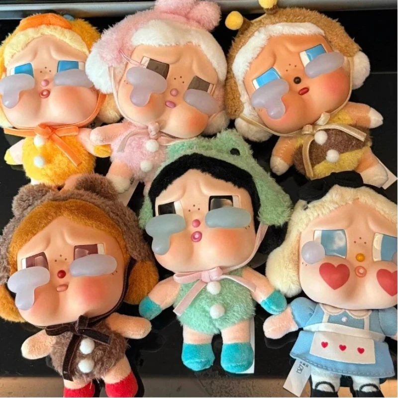 Оригинальная новая игрушка Popmart Crybaby Crying Again: плюшевый кулон-украшение, игрушка-сюрприз в закрытой коробке, милый подарок на Новый год для девочек, таинственная коробка
Оригинальная новая игрушка Popmart Crybaby Crying Again: плюшевый кулон-украшение, игрушка-сюрприз в закрытой коробке, милый подарок на Новый год для девочек, таинственная коробка