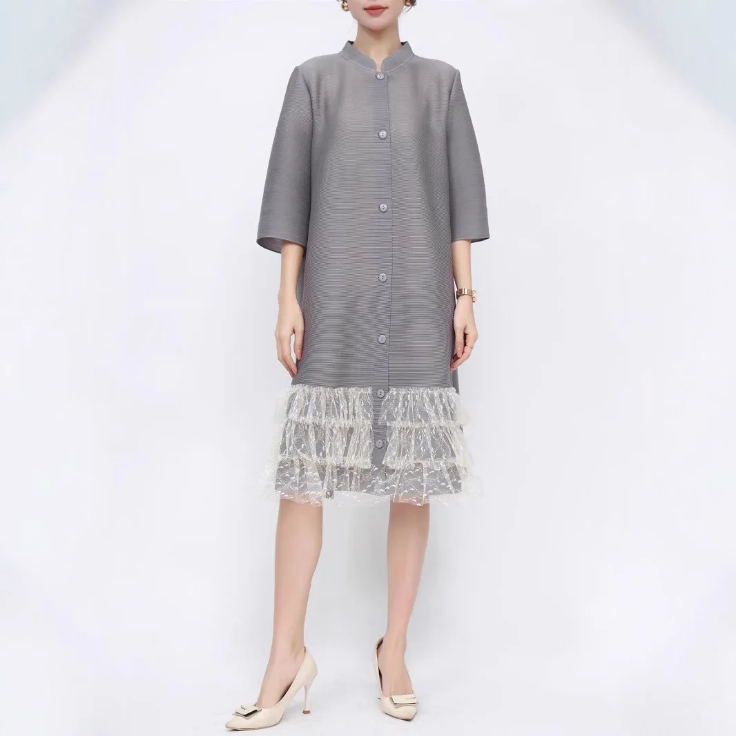 Miyake плиссированное весеннее женское платье-кардиган с небольшим воротником-стойкой, однорядное свободное платье среднего и длинного размера с несколькими пряжками
Miyake плиссированное весеннее женское платье-кардиган с небольшим воротником-стойкой, однорядное свободное платье среднего и длинного размера с несколькими пряжками