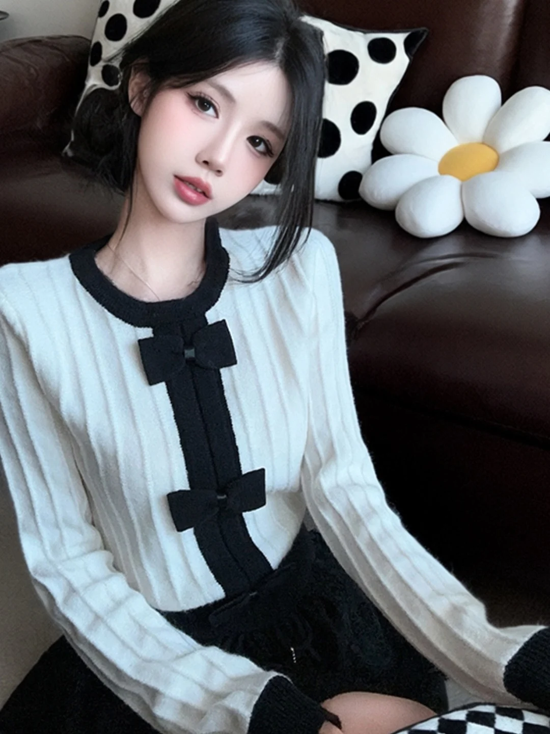 Korean Style Knitted Sweater Women's Casual Knot Color Block Youthful Autumn Fashion Breathable Polyester Fiber
Korean Style Knitted Sweater Women's Casual Knot Color Block Youthful Autumn Fashion Breathable Polyester Fiber