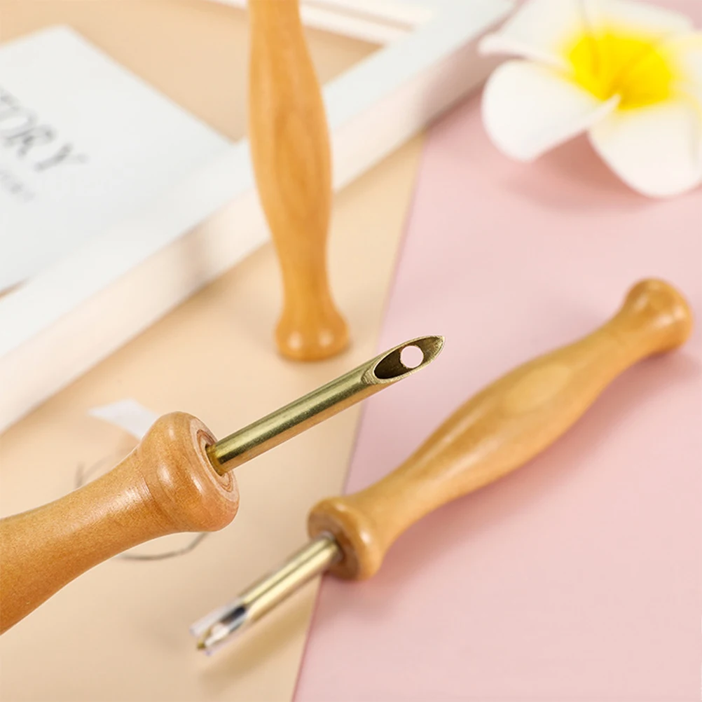 4pcs 2 Wooden Handle Punch Needles Durable Embroidery Tools Set Practical Stitching Threaders Knitting Sewing Accessories Craft 
4pcs 2 Wooden Handle Punch Needles Durable Embroidery Tools Set Practical Stitching Threaders Knitting Sewing Accessories Craft