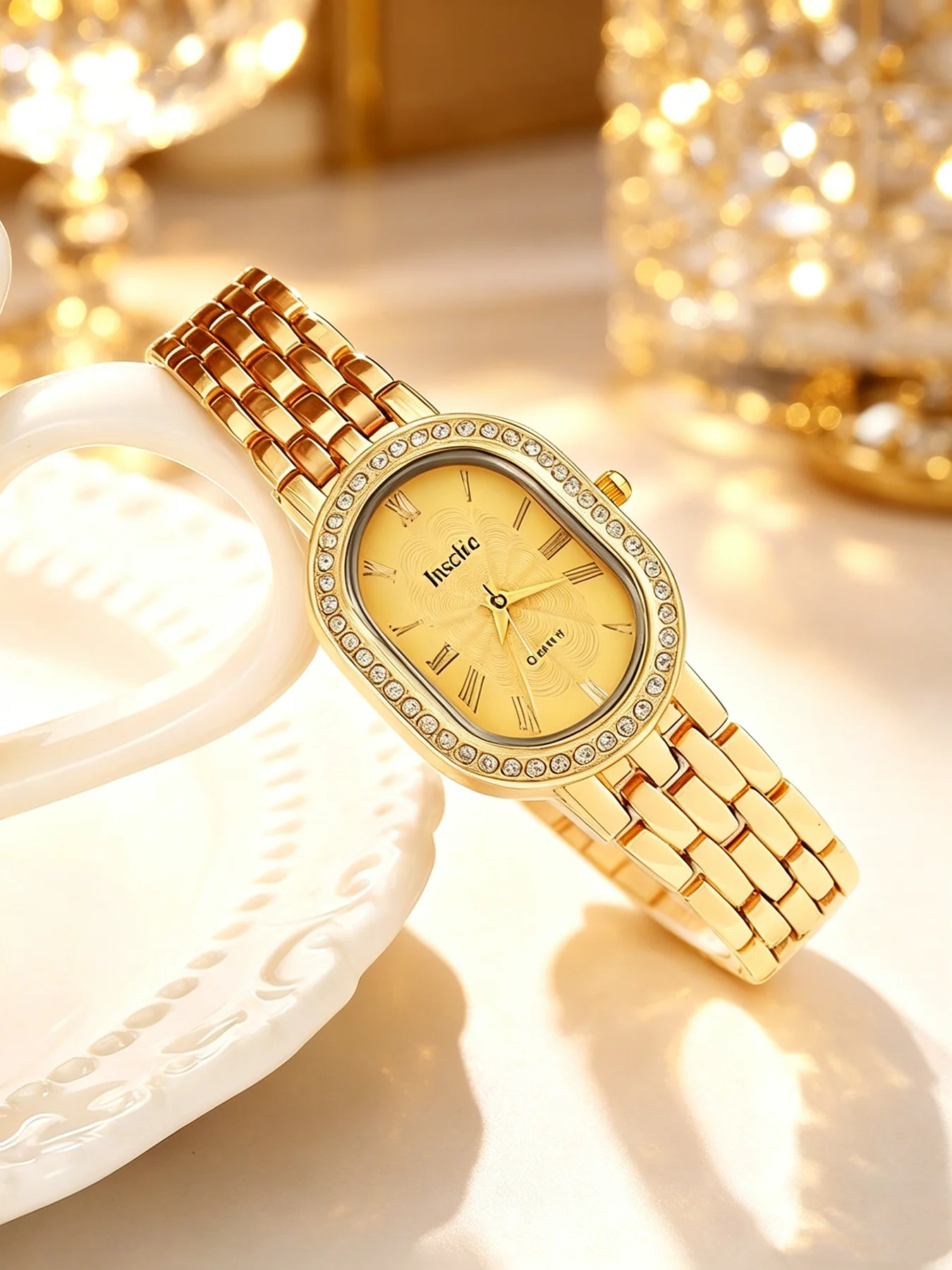 Luxury diamond encrusted oval Roman dial quartz watch, elegant women's quartz watch, daily watch-Mother's Day gift
Luxury diamond encrusted oval Roman dial quartz watch, elegant women's quartz watch, daily watch-Mother's Day gift