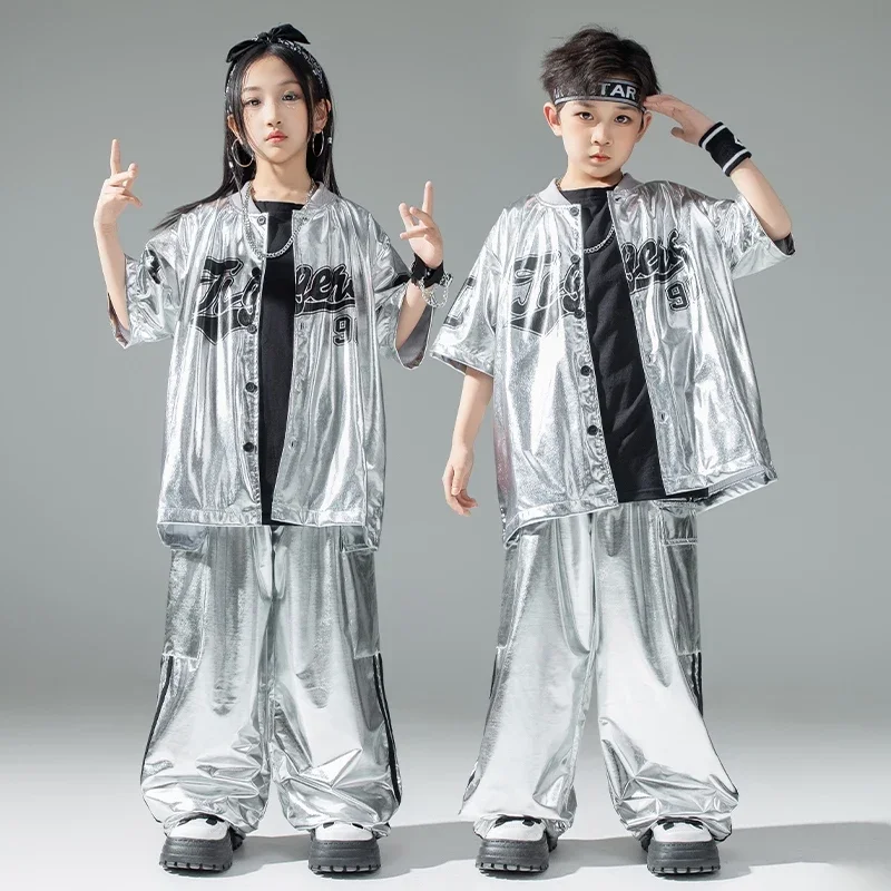 Kids Cool Hip Hop Clothing Boys Girls Silver Jazz Dance Costume Children'S Street Dance Suits Stage Party Kpop Outfits
Kids Cool Hip Hop Clothing Boys Girls Silver Jazz Dance Costume Children'S Street Dance Suits Stage Party Kpop Outfits