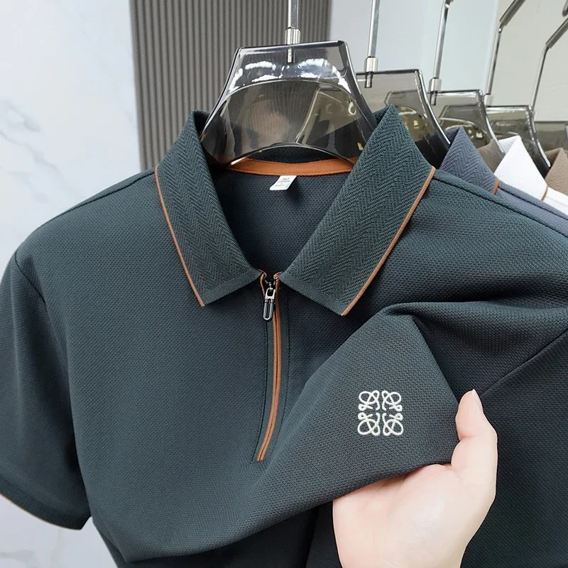 New Zipper Lapel Polo High-end Embroide Logo Ice Silk Cotton Busine Casual Short Sleeve Ventilate Commut Plus Size Men Cloth
New Zipper Lapel Polo High-end Embroide Logo Ice Silk Cotton Busine Casual Short Sleeve Ventilate Commut Plus Size Men Cloth