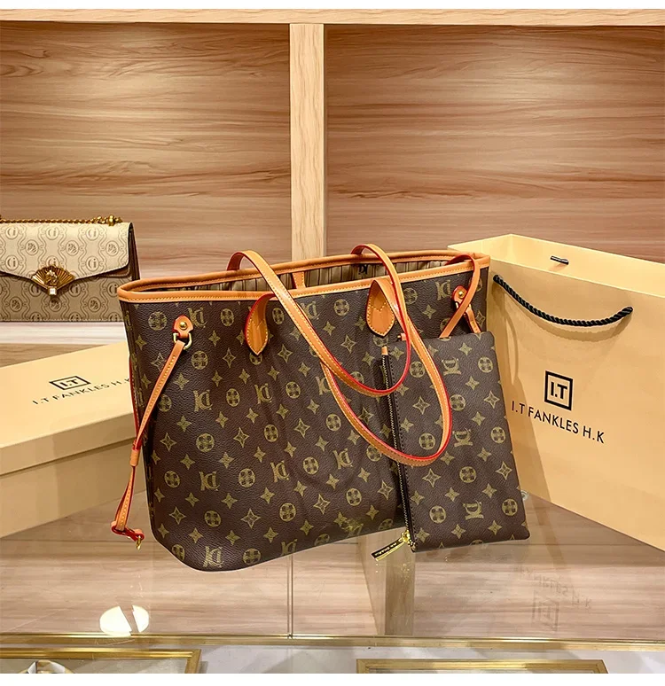 Large capacity tote bag women's 2025 new leather spring and summer shoulder bag
Large capacity tote bag women's 2025 new leather spring and summer shoulder bag