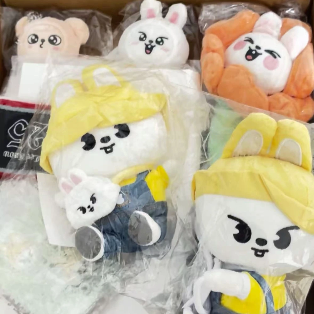 Skzoo Kindergarten Sitting Doll Straykids Plush Toy Japan Field Week FELIX Cartoon Plush SKZoo Christmas Children's Gift
Skzoo Kindergarten Sitting Doll Straykids Plush Toy Japan Field Week FELIX Cartoon Plush SKZoo Christmas Children's Gift