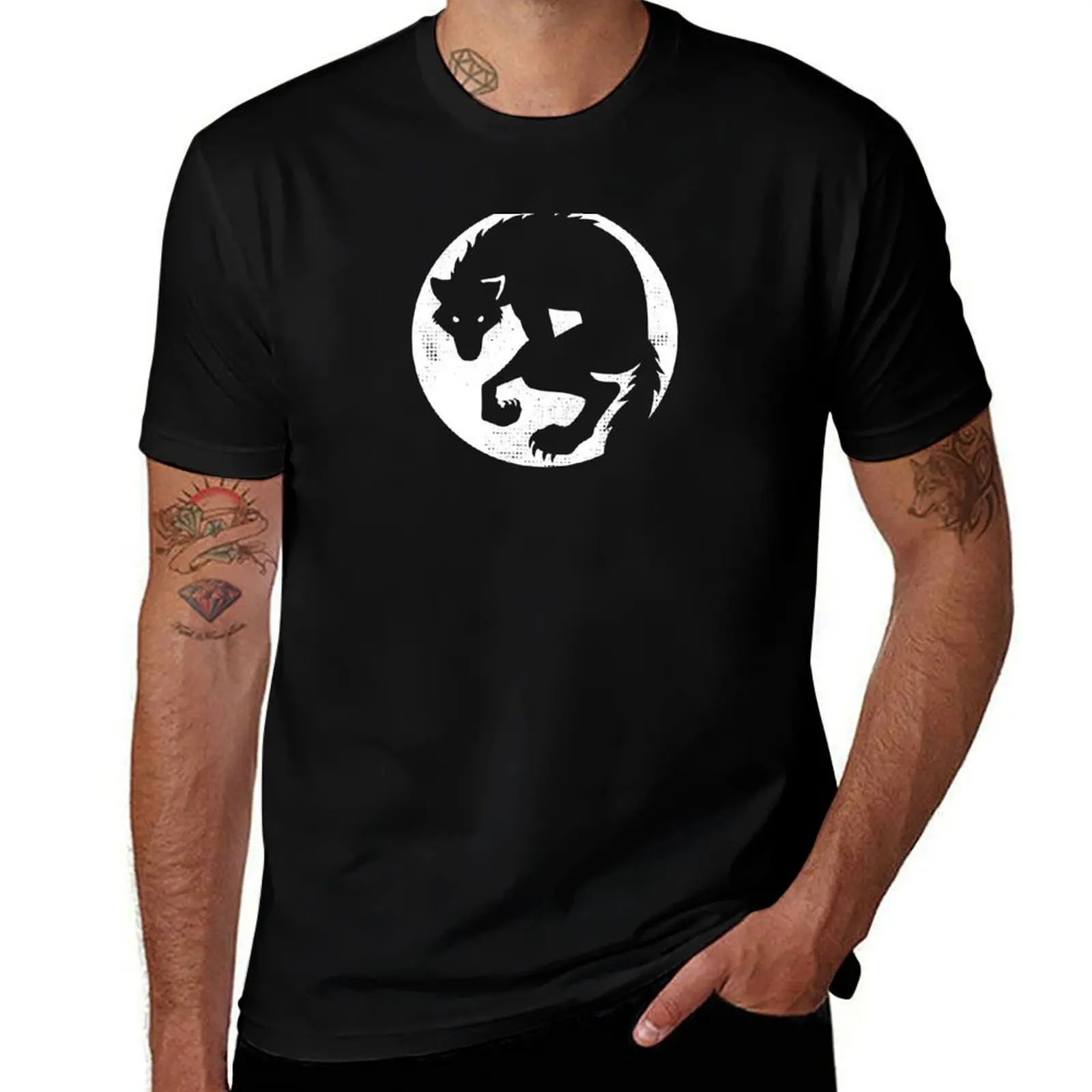 Футболка Werewolf Silhouette in Front of the Moon, летние топы, подарки для парня, одежда в стиле хиппи, быстросохнущие мужские рубашки для тренировок
Футболка Werewolf Silhouette in Front of the Moon, летние топы, подарки для парня, одежда в стиле хиппи, быстросохнущие мужские рубашки для тренировок