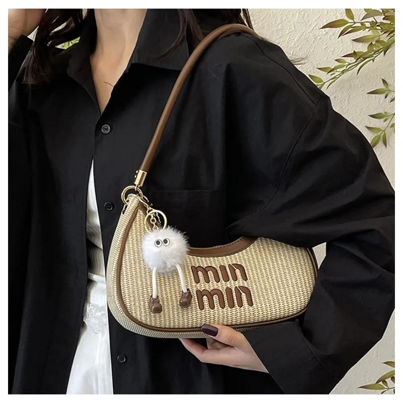 2025 тканая сумка в форме полумесяца для женщин, элегантная сумка на плечо в форме полумесяца, модная сумка через плечо, уникальный дизайн
2025 тканая сумка в форме полумесяца для женщин, элегантная сумка на плечо в форме полумесяца, модная сумка через плечо, уникальный дизайн