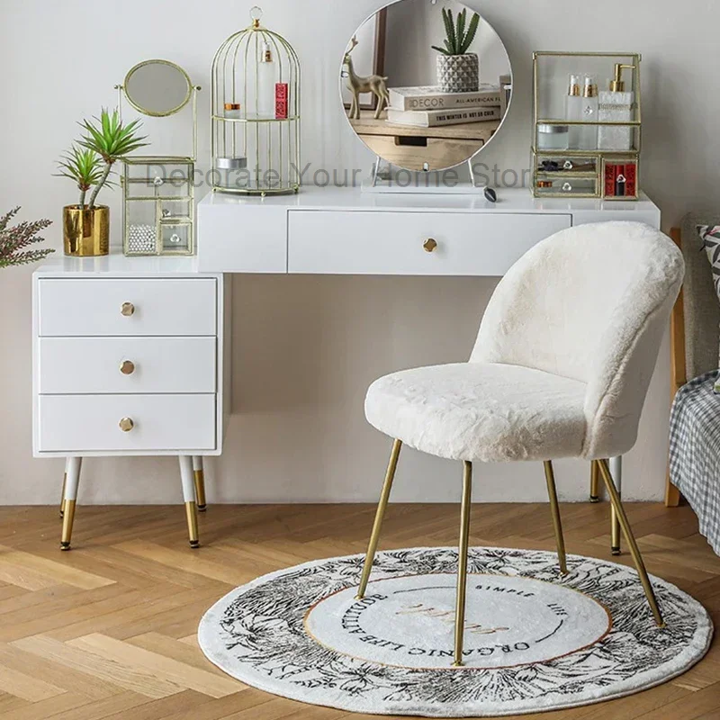 Nordic Kitchen Velvet Chair Bedroom Ergonomic Upholstered Manicure Golden Chair White Vanity Terrace Chaises Furniture OA50DC
Nordic Kitchen Velvet Chair Bedroom Ergonomic Upholstered Manicure Golden Chair White Vanity Terrace Chaises Furniture OA50DC