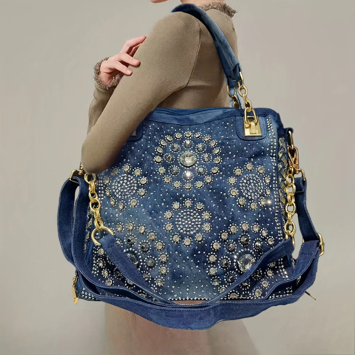 Ladies' fashionable retro gradient diamond embellished tote bag, large capacity elegant floral shoulder bag
Ladies' fashionable retro gradient diamond embellished tote bag, large capacity elegant floral shoulder bag