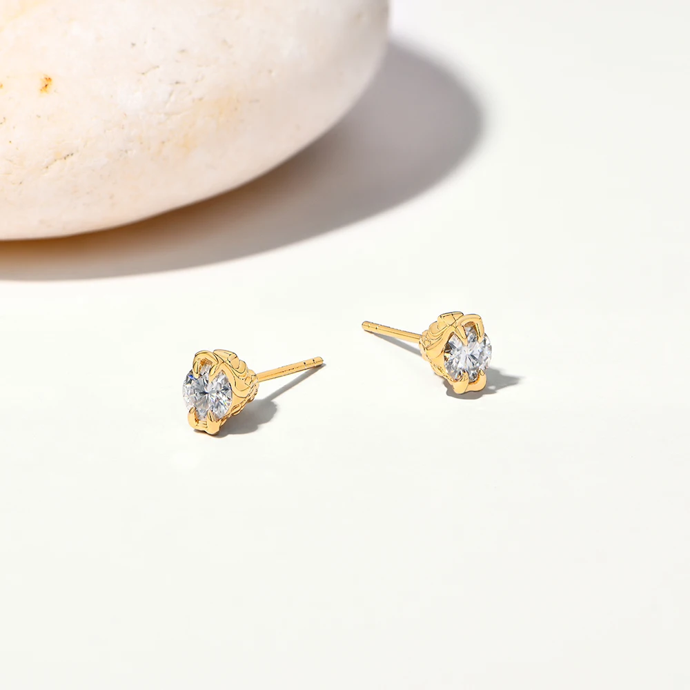 MINTYBOX S925 стерлингового серебра серьги-гвоздики со змеей и бриллиантами, серьги с муассанитом для женщин, роскошные ювелирные изделия, подарок на день рождения
MINTYBOX S925 стерлингового серебра серьги-гвоздики со змеей и бриллиантами, серьги с муассанитом для женщин, роскошные ювелирные изделия, подарок на день рождения