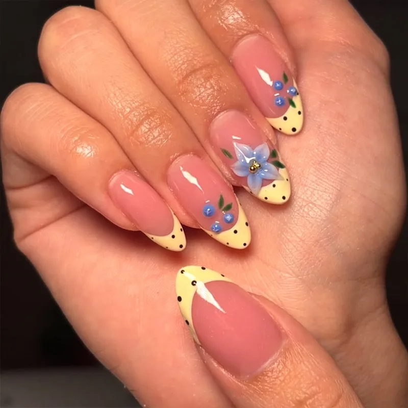 24PCS Cream Yellow French Press on Nails Blue Flowers Blueberry Simple Polka Dots Fake Nails Summer Almond Acrylic Nails Fashion
24PCS Cream Yellow French Press on Nails Blue Flowers Blueberry Simple Polka Dots Fake Nails Summer Almond Acrylic Nails Fashion