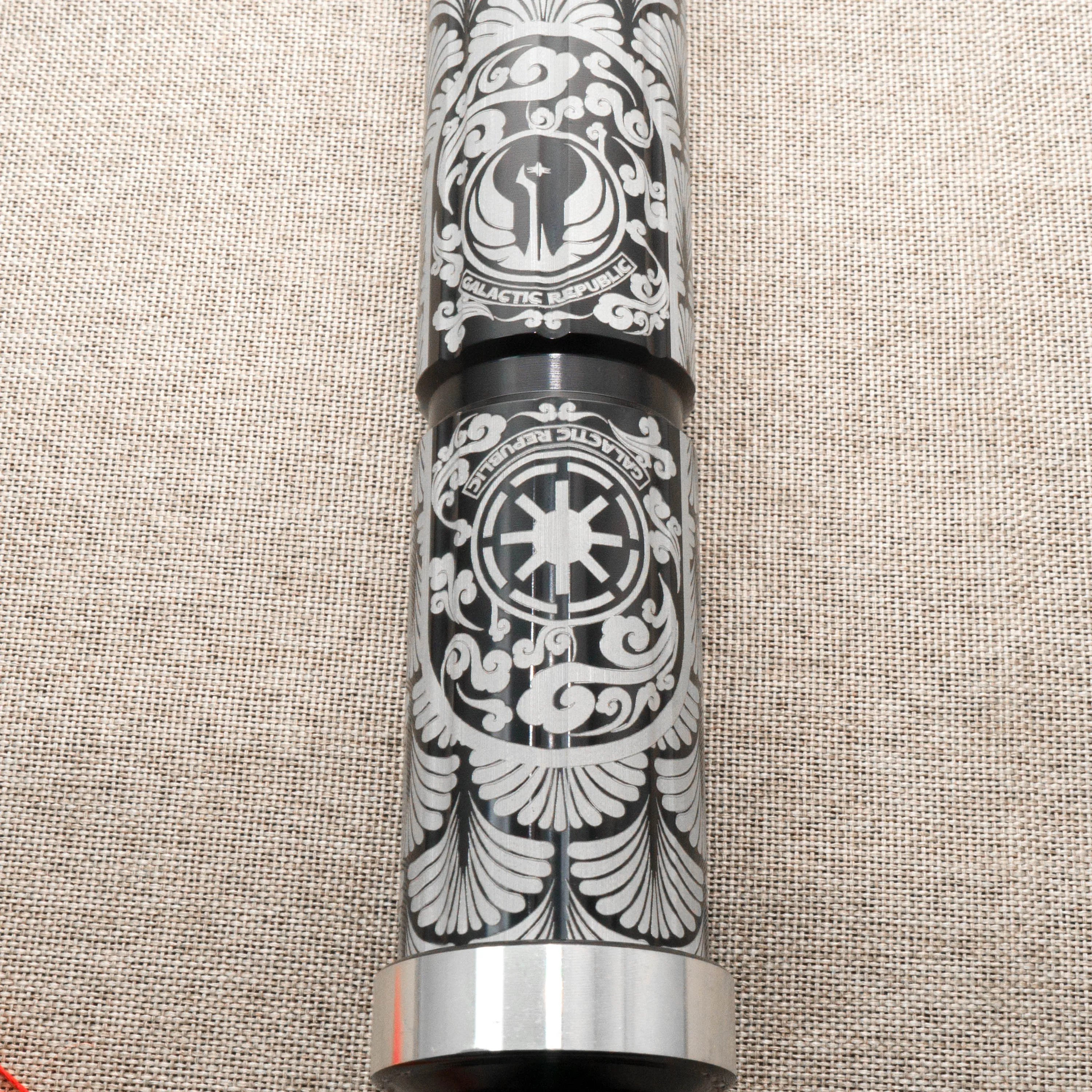 2025 New Design Heavy Dueling Lightsabers RGB Neo Pixel Smooth Swing Metal Hilt Type-C Jedi Cosplay Toys Laser Sword
2025 New Design Heavy Dueling Lightsabers RGB Neo Pixel Smooth Swing Metal Hilt Type-C Jedi Cosplay Toys Laser Sword