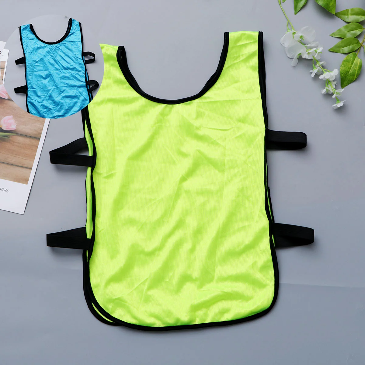 12 PCS Children Sleeveless Shirt Scrimmage Jersey Summer Vest for Kids Football Men
12 PCS Children Sleeveless Shirt Scrimmage Jersey Summer Vest for Kids Football Men