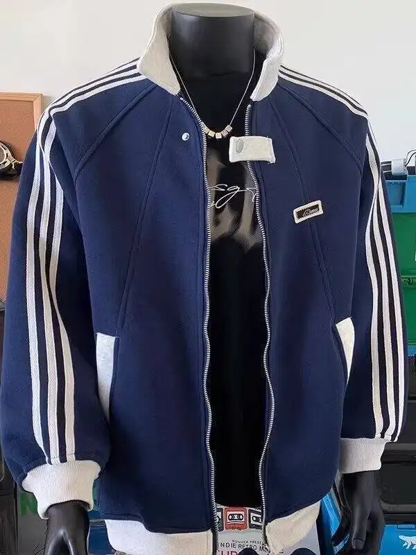 Retro American Sport Sle Men's College Theme Couple Stand Collar Zipper Trendy Outerwear Striped Jaet Warm Long Sve
Retro American Sport Sle Men's College Theme Couple Stand Collar Zipper Trendy Outerwear Striped Jaet Warm Long Sve