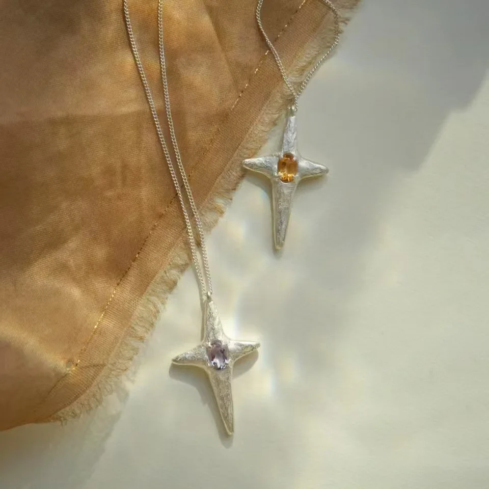 Fashion unique star pendant necklace gemstones personality girls summer cross neck chain 
Fashion unique star pendant necklace gemstones personality girls summer cross neck chain