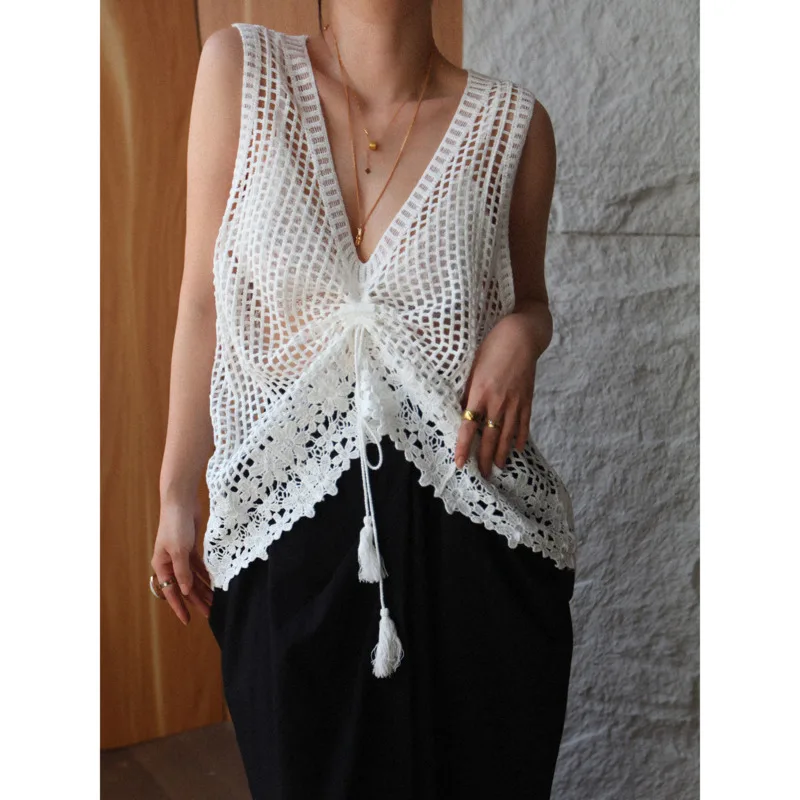 Summer Embroidered Lace Hollow Vest Women V-neck Drawstring Sleeveless Holiday Tops
Summer Embroidered Lace Hollow Vest Women V-neck Drawstring Sleeveless Holiday Tops