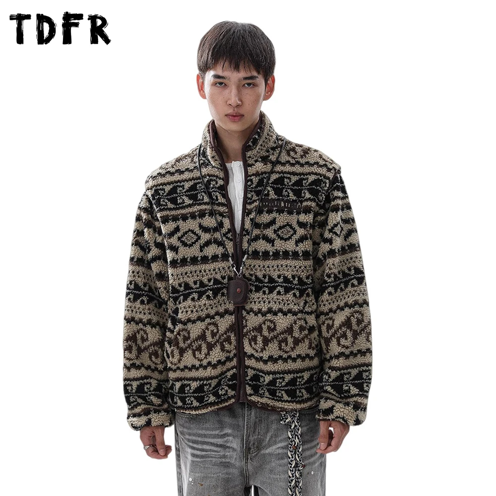 Retro Totem Sherpa Padded jacket Mens Removable Sleeves Winter Casual Stand Collar Loose Thick Jacket Man
Retro Totem Sherpa Padded jacket Mens Removable Sleeves Winter Casual Stand Collar Loose Thick Jacket Man