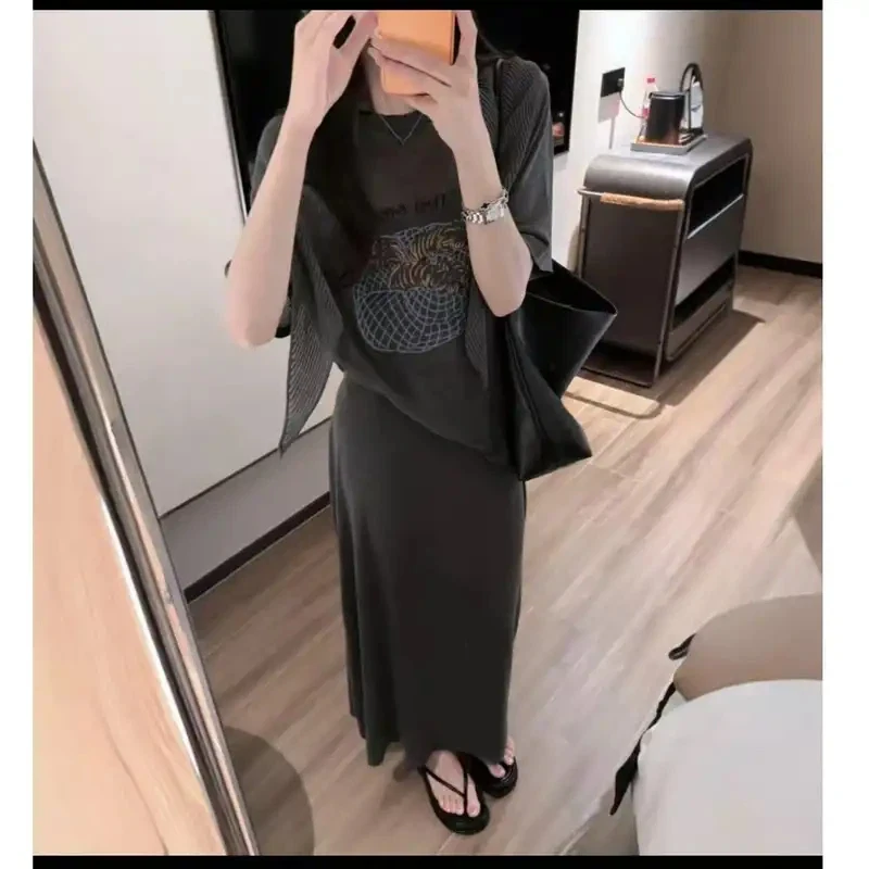 Fashion Women Summer Graphic Short Sleeve T Shirt Wrap Waist Skirt Two Piece Outfit S-3XL
Fashion Women Summer Graphic Short Sleeve T Shirt Wrap Waist Skirt Two Piece Outfit S-3XL