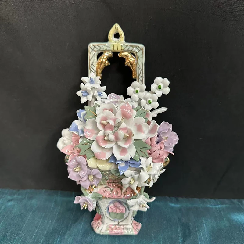 Chaozhou Fine Arts Керамика 70-х и 80-х годов Ручная резьба Фарфоровая цветочная корзина ручной работы Гостиная Чайная комната Украшение отеля
Chaozhou Fine Arts Керамика 70-х и 80-х годов Ручная резьба Фарфоровая цветочная корзина ручной работы Гостиная Чайная комната Украшение отеля