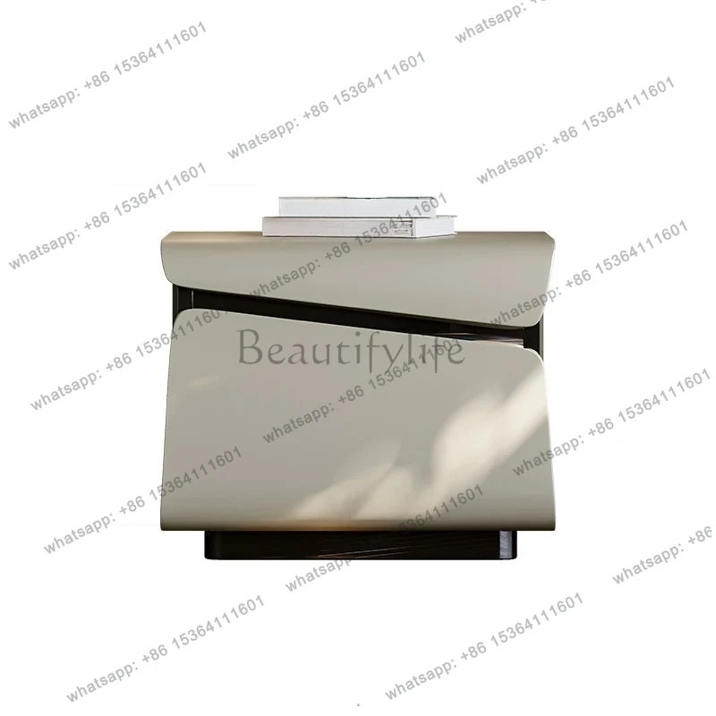 Italian light luxury bedside table modern simple bedroom minimalist high-end bedside table high-gloss baking paint
Italian light luxury bedside table modern simple bedroom minimalist high-end bedside table high-gloss baking paint