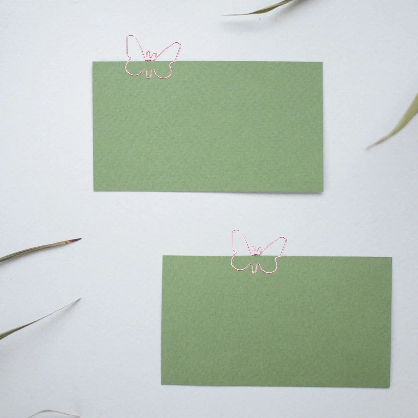 18Pcs Cartoon Paper Clips Creative Shaped Metal Clips Office Study DIY Bookmarks Document Holders Decorative Paperclips
18Pcs Cartoon Paper Clips Creative Shaped Metal Clips Office Study DIY Bookmarks Document Holders Decorative Paperclips