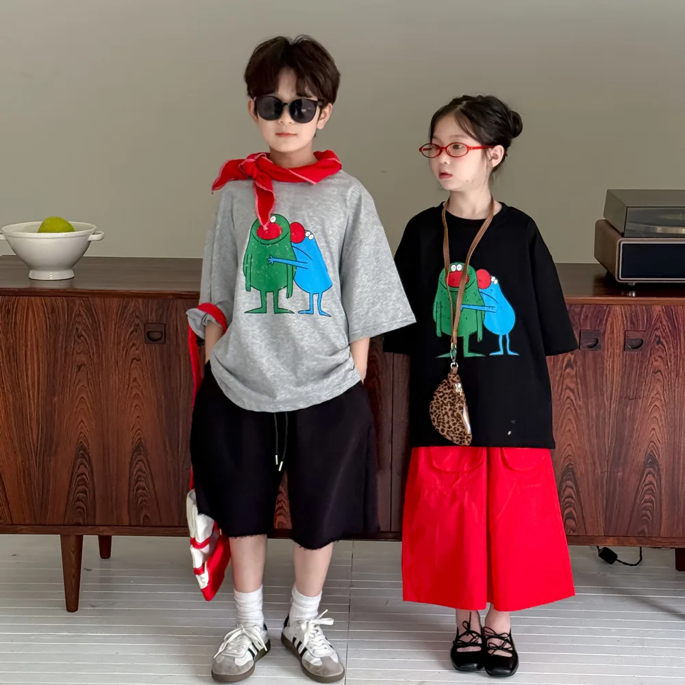 New Children Oversized T-shirt Baby Boys Print Casual Loose Tops Cute Little Girls Cotton Short Sleeve Tees Kids Pullover Shirt
New Children Oversized T-shirt Baby Boys Print Casual Loose Tops Cute Little Girls Cotton Short Sleeve Tees Kids Pullover Shirt