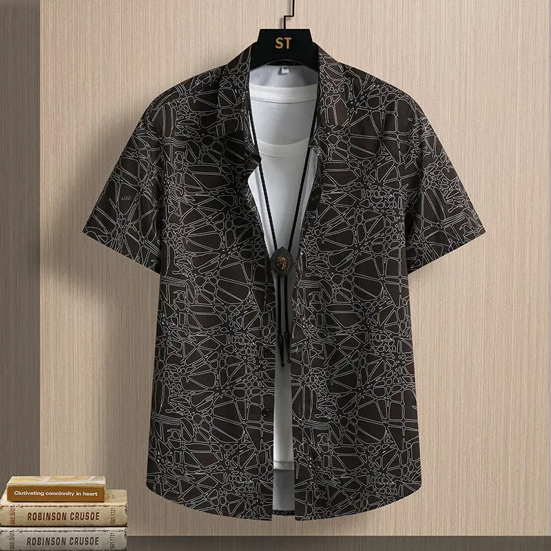 Summer New Square Short Sleeved Shirt Men's Korean Version Slim Youth Lapel Shirt Jacket Trend
Summer New Square Short Sleeved Shirt Men's Korean Version Slim Youth Lapel Shirt Jacket Trend
