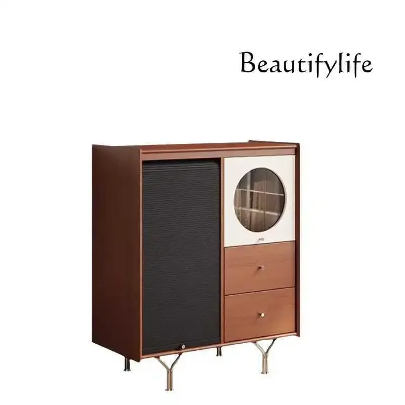 Nordic style boxwood dining side cabinet is integrated against the wall, and the storage side cabinet enters the door and porch
Nordic style boxwood dining side cabinet is integrated against the wall, and the storage side cabinet enters the door and porch